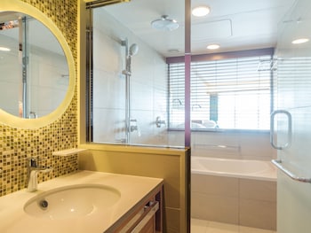 Room, 2 Twin Beds, Balcony, Tower(Partial Twin Room)