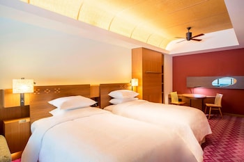Premium Room, 2 Twin Beds, Balcony, Ocean View (Premium Ocean Twin Room)