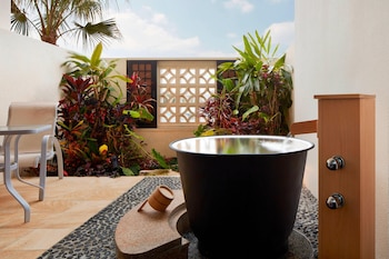 Premium Room, 2 Twin Beds, Lanai, Garden View (Tower)