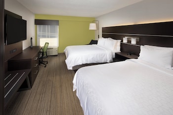 Room, 2 Queen Beds, Accessible (Communication, Mobil Roll-In Shower)