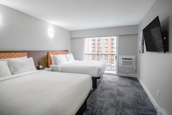 Suite, 2 Queen Beds, Non Smoking