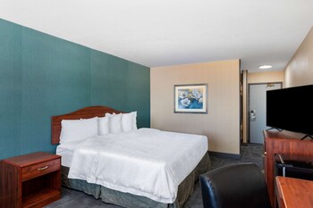 Room, 1 King Bed, Accessible, Non Smoking (Mobility)