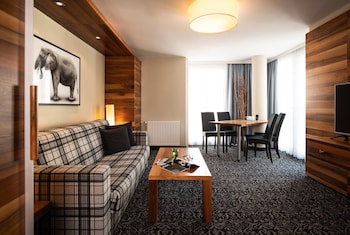 Suite, 2 Bedrooms