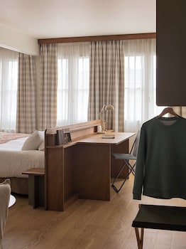 Standard Suite
