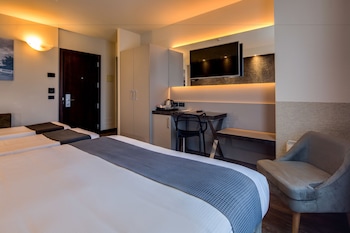 Executive Room, Multiple Beds, Non Smoking