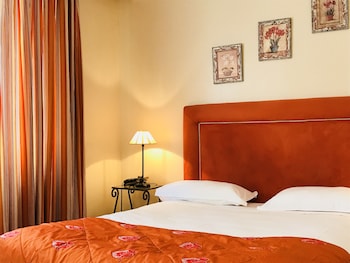 Superior Double Room (with SPA access - Sauna and Jacuzzi)