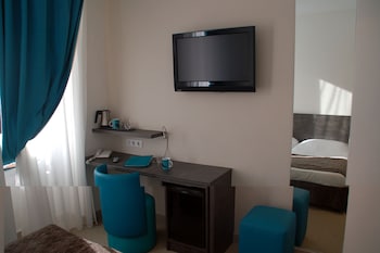 Double room, patio side