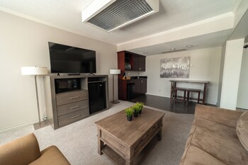 Studio Suite, 2 Queen Beds, Kitchenette