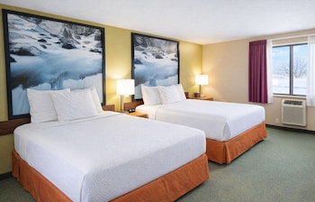 Suite, 2 Queen Beds, Non Smoking