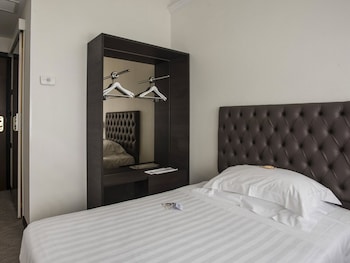 Classic Single Room