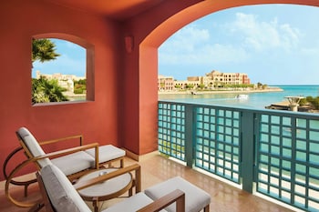 Premium Room, 2 Twin Beds, Partial Sea View