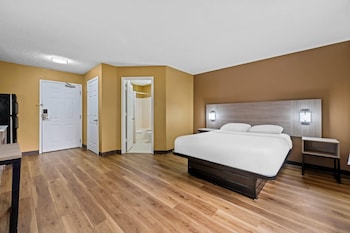 Standard Room, 1 Queen Bed, Non Smoking