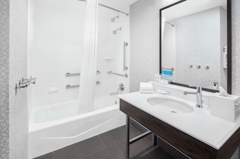 Suite, Multiple Beds, Non Smoking