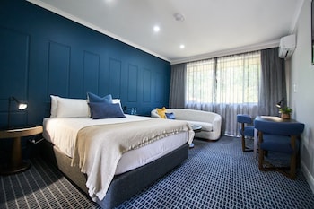 Executive Queen Room