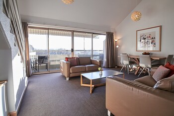 2 Bedroom Suite