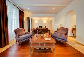 Suite, Mountain View