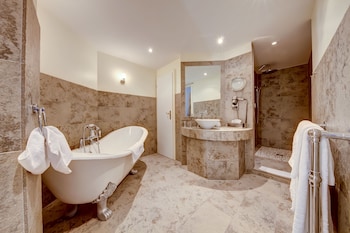 Superior Suite, Terrace, Mountain View