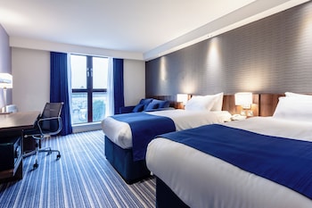 Standard Room, 2 Twin Beds (with Free Hot Breakfast)