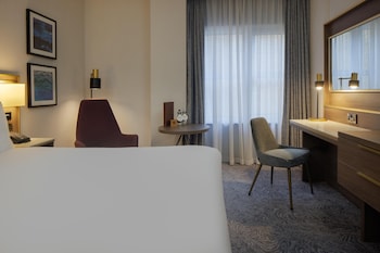 Deluxe Room, 1 Queen Bed
