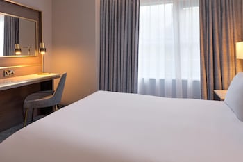 Superior Room, 1 Queen Bed