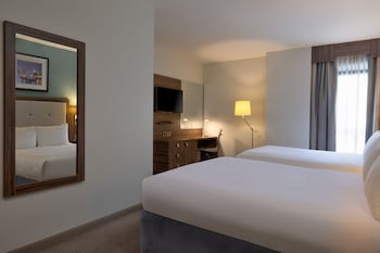 Deluxe Room, 2 Queen Beds