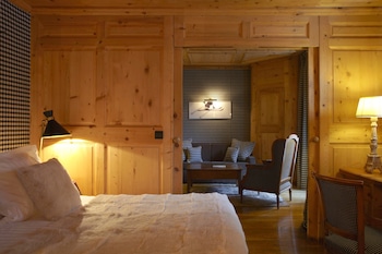 Prestige Room