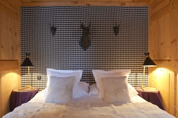 Prestige Room