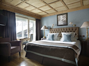 Club Room