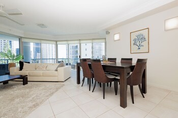 Apartment, 2 Bedrooms, Partial Ocean View