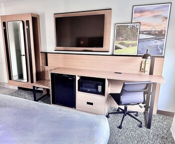 Room, 1 King Bed, Non Smoking