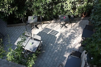 Deluxe Room, Garden View