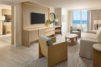 Ocean Front Double Suite with Balcony