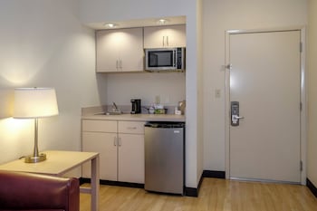 Deluxe Room, 1 King Bed, Accessible (Roll-In Shower, Smoke Free)