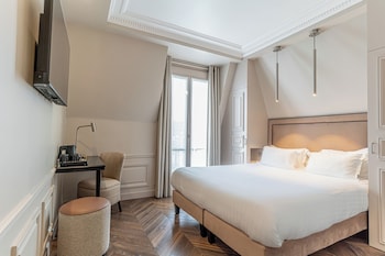 Signature Double or Twin Room, Bathtub