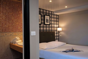 Standard Room, 1 Double Bed, Non Smoking (Small Room)
